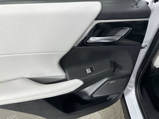New 2026 Mitsubishi Outlander SE AWD/4WD image 16