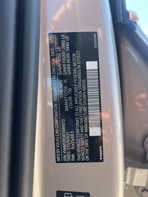 New 2026 Volvo XC90 B5 Core w/ Protection Package Premier image 9