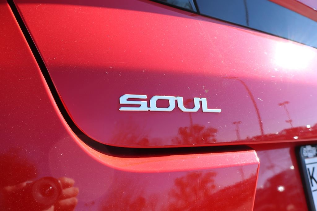 Used 2025 Kia Soul LX w/ Option Group 015 image 27