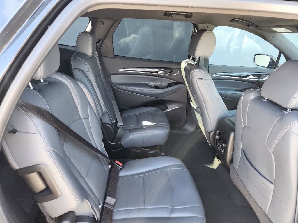 Used 2024 Buick Enclave Premium image 17