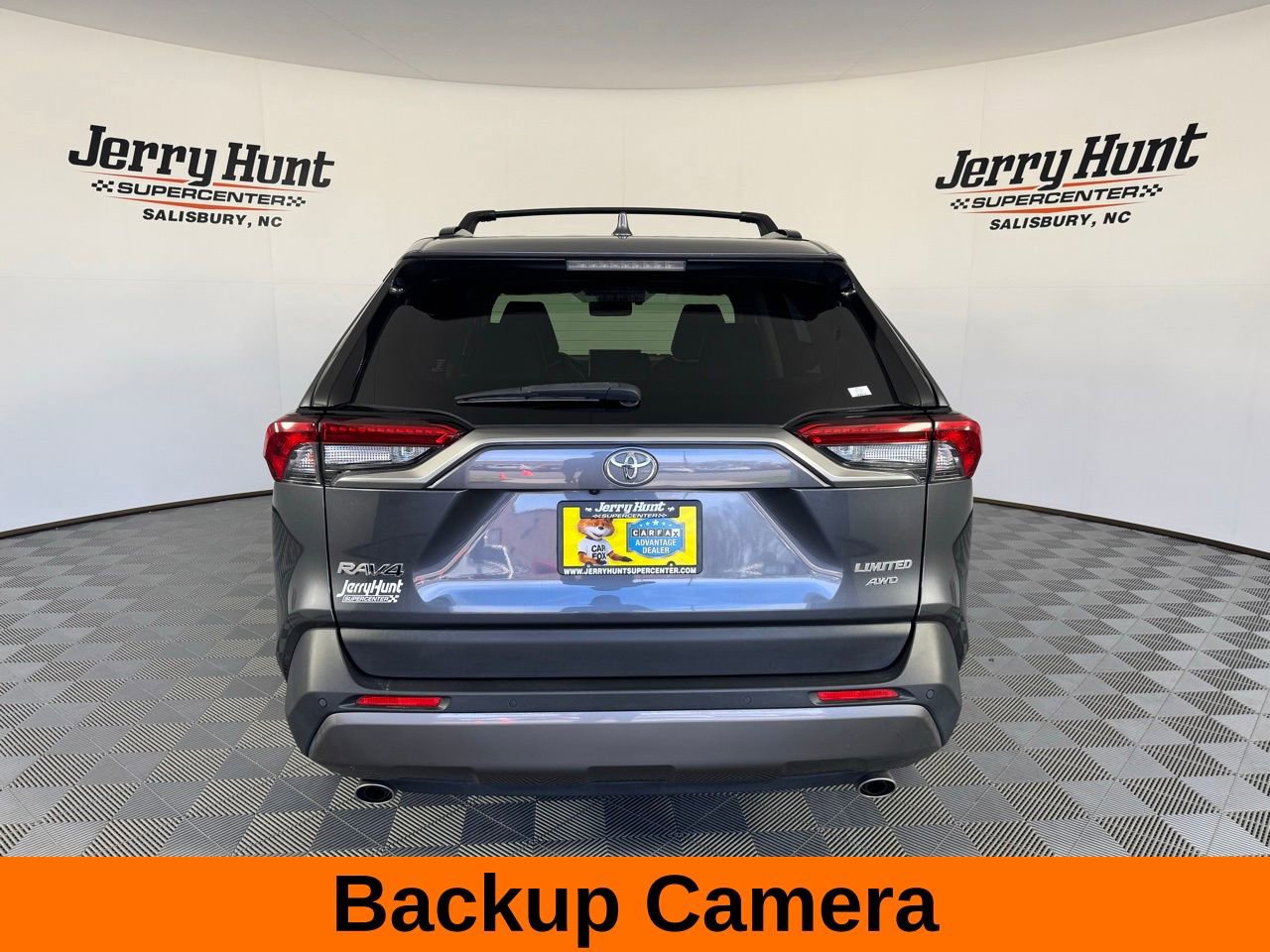 Used 2019 Toyota RAV4 Limited w/ Advanced Technology Package image 8