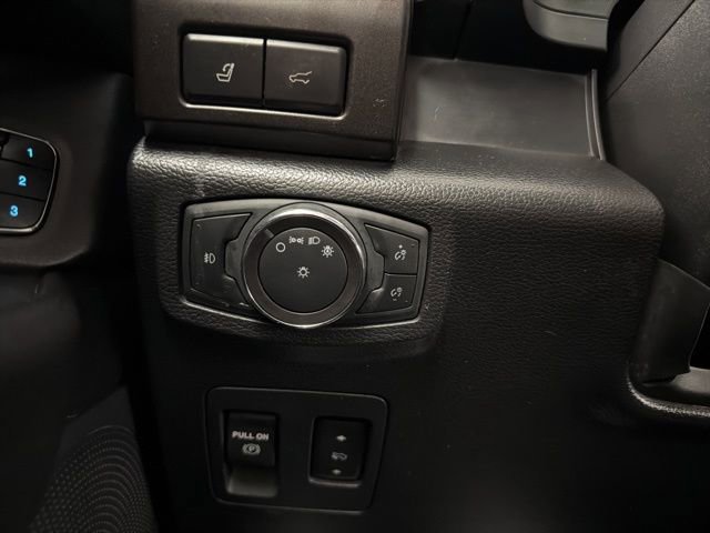 Used 2018 Ford Expedition Limited w/ Equipment Group 301A image 31