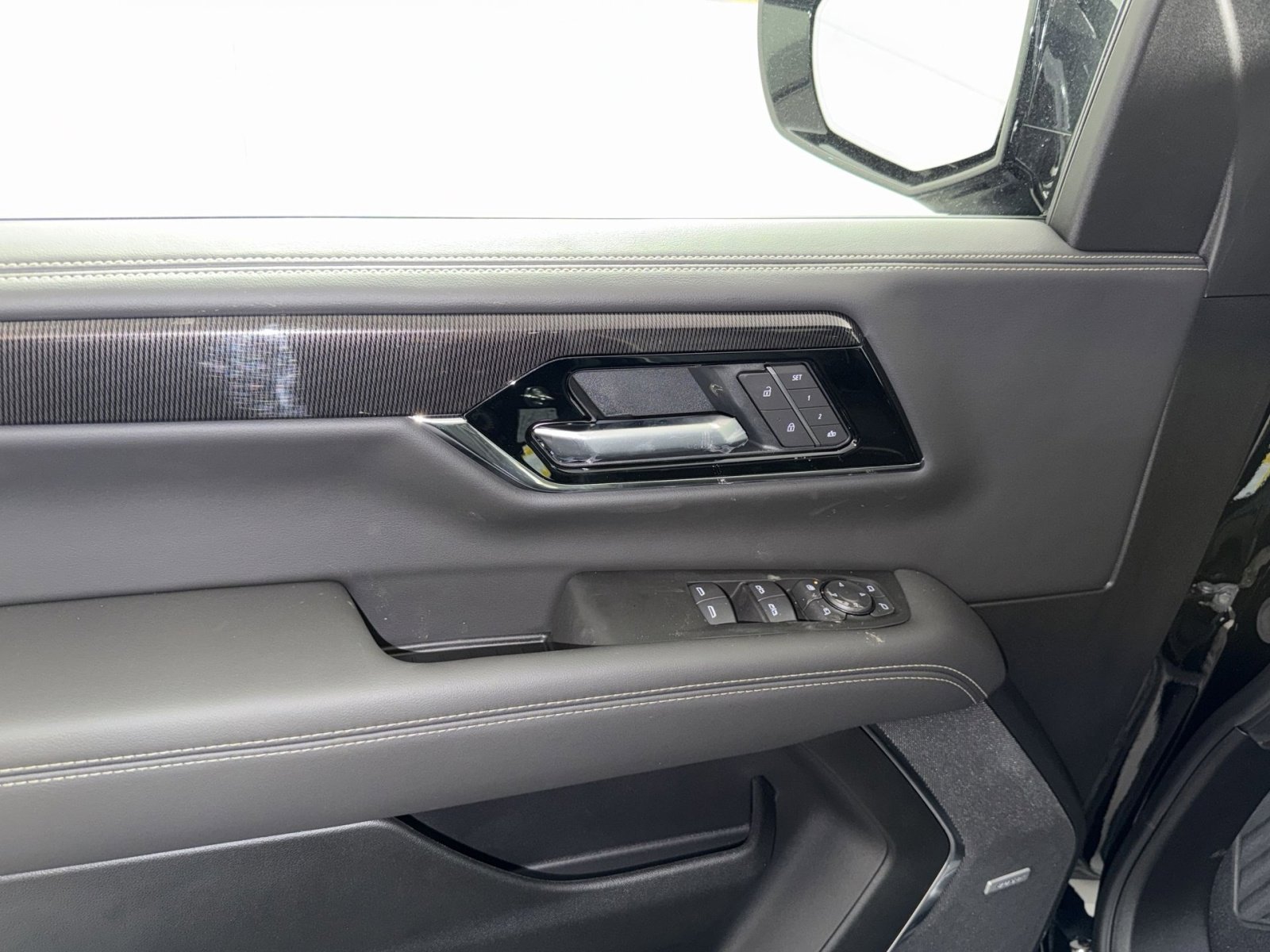 New 2026 GMC Yukon XL Elevation w/ Elevation Premium Package image 15
