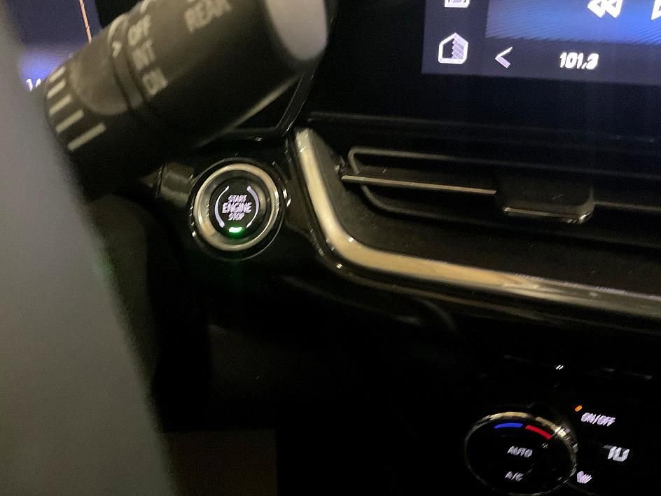 Used 2024 Chevrolet Trax ACTIV w/ Sunroof Package image 26