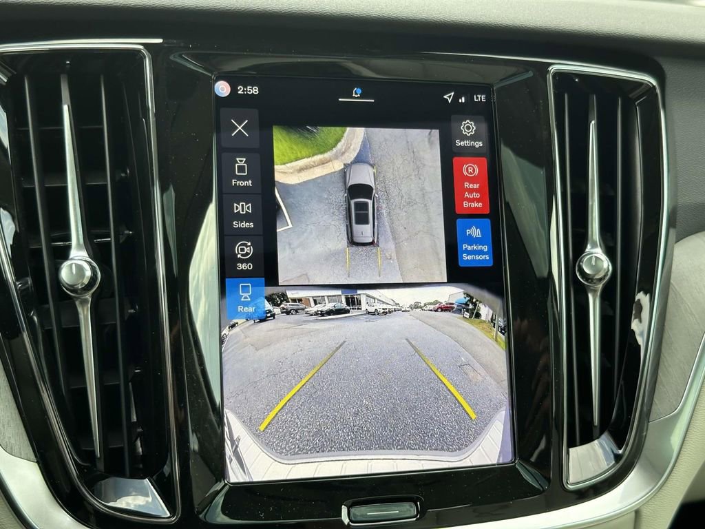 New 2026 Volvo V60 B5 Cross Country Plus w/ Protection Package Premier image 4