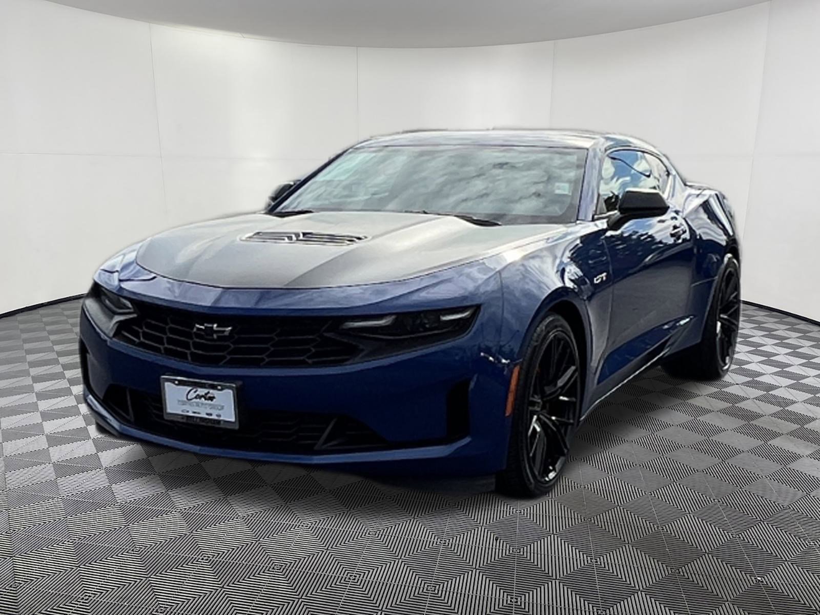 Used 2022 Chevrolet Camaro LT image 3
