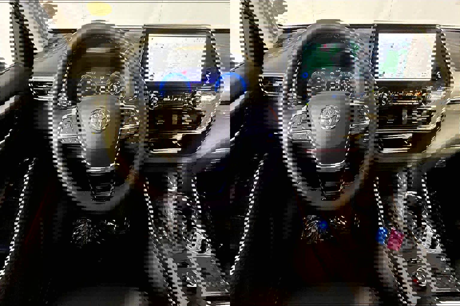 Used 2023 Toyota Highlander Platinum image 6