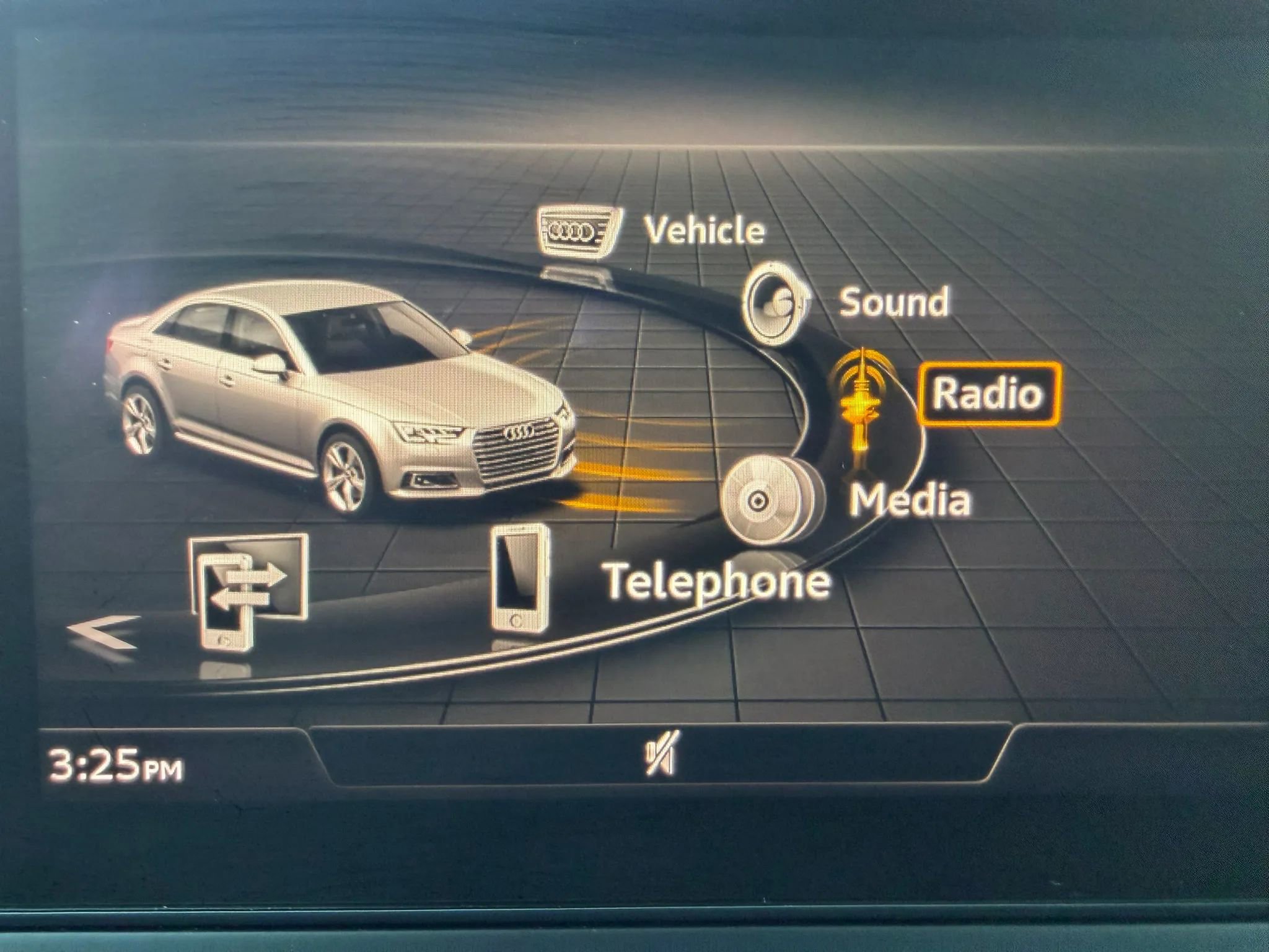 Used 2018 Audi A4 2.0T Premium w/ Convenience Package AWD/4WD image 19