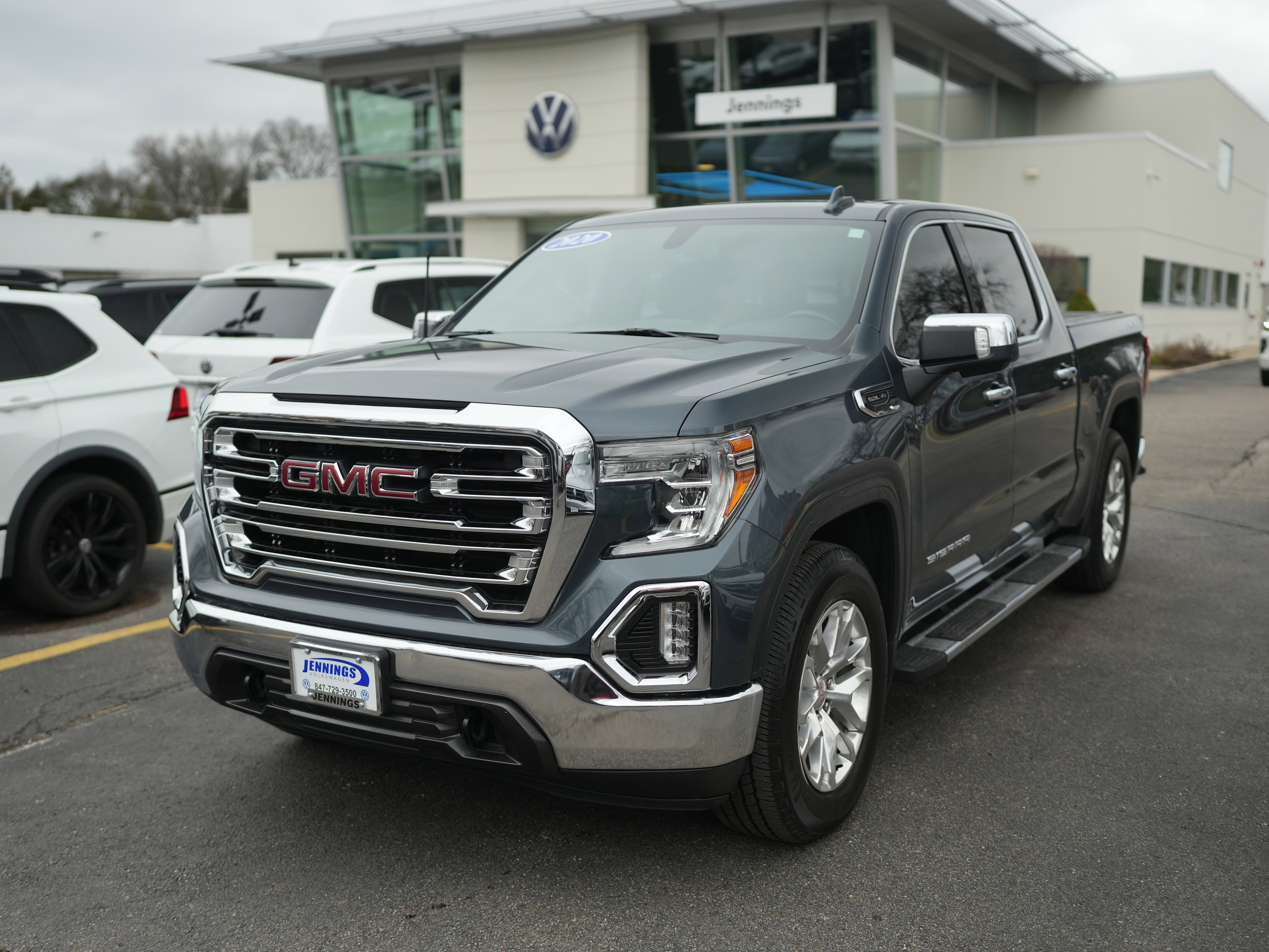 Used 2020 GMC Sierra 1500 SLT w/ SLT Premium Package image 4