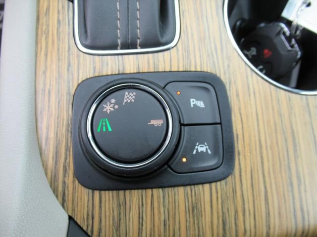 Used 2017 GMC Acadia Denali w/ Technology Package image 27