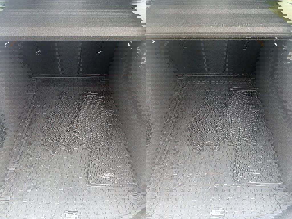 Used 2021 Jaguar F-PACE S image 39