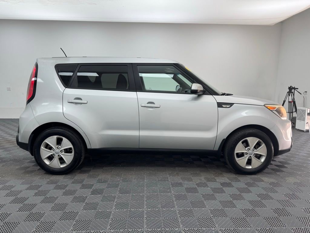 Used 2014 Kia Soul FWD image 4