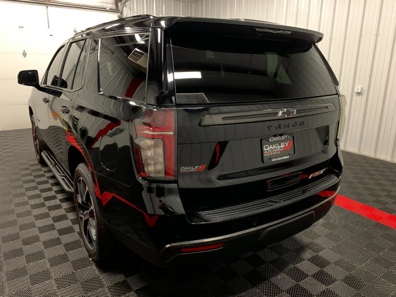 Used 2022 Chevrolet Tahoe RST w/ Luxury Package image 18