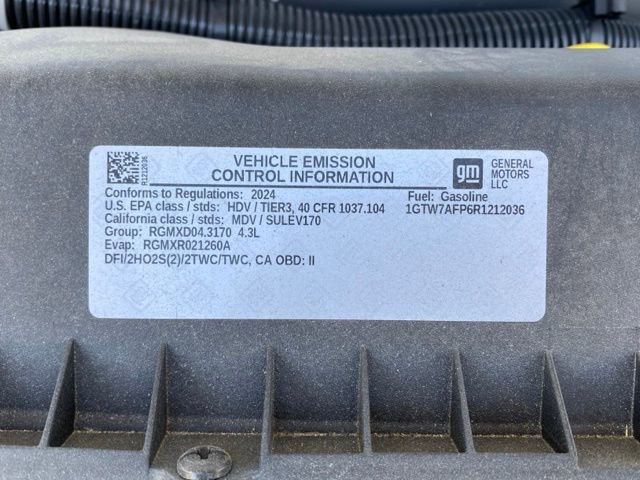 Used 2024 GMC Savana 2500 w/ Driver Convenience Package image 33