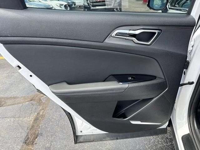 Used 2025 Kia Sportage SX FWD image 18
