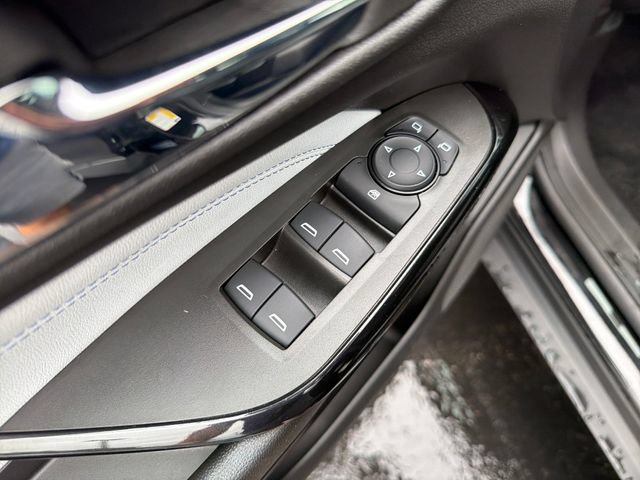 Certified 2024 Chevrolet Trax LT FWD image 11