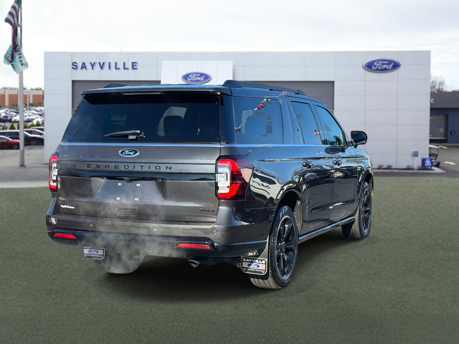 Used 2024 Ford Expedition Max Limited AWD/4WD image 4