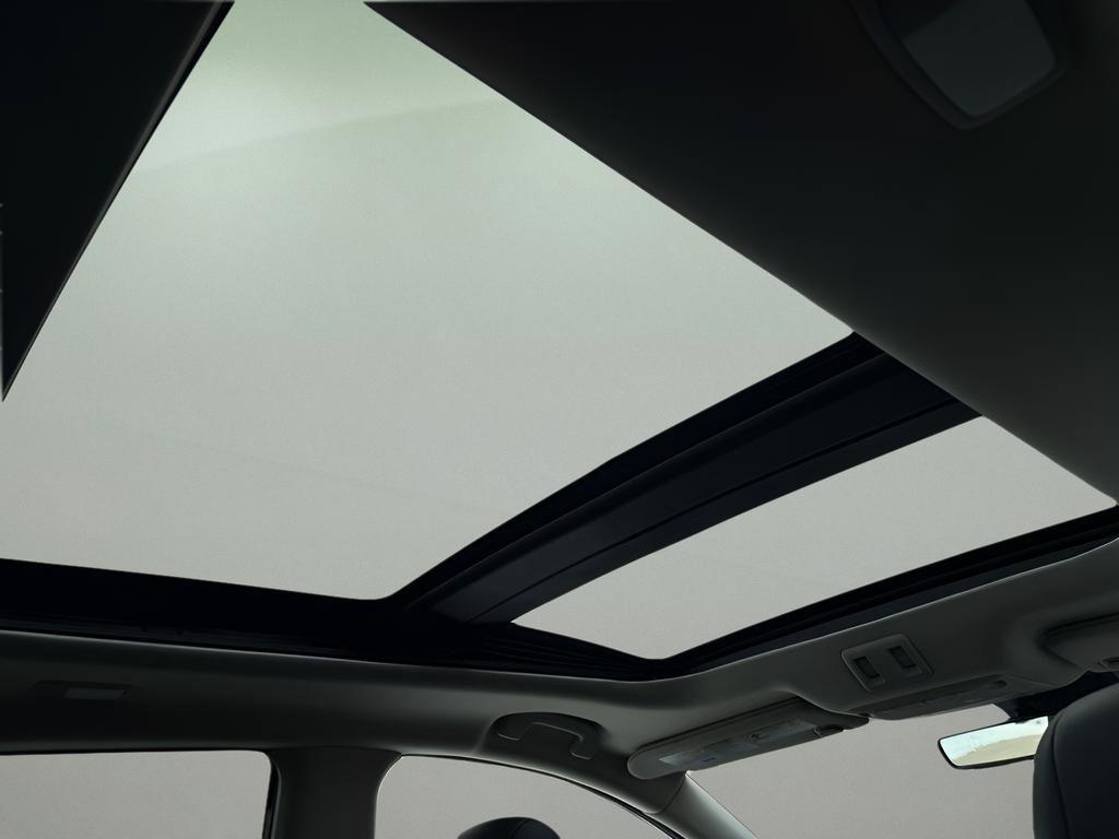 Certified 2024 Nissan Murano Platinum w/ Cargo Package image 12