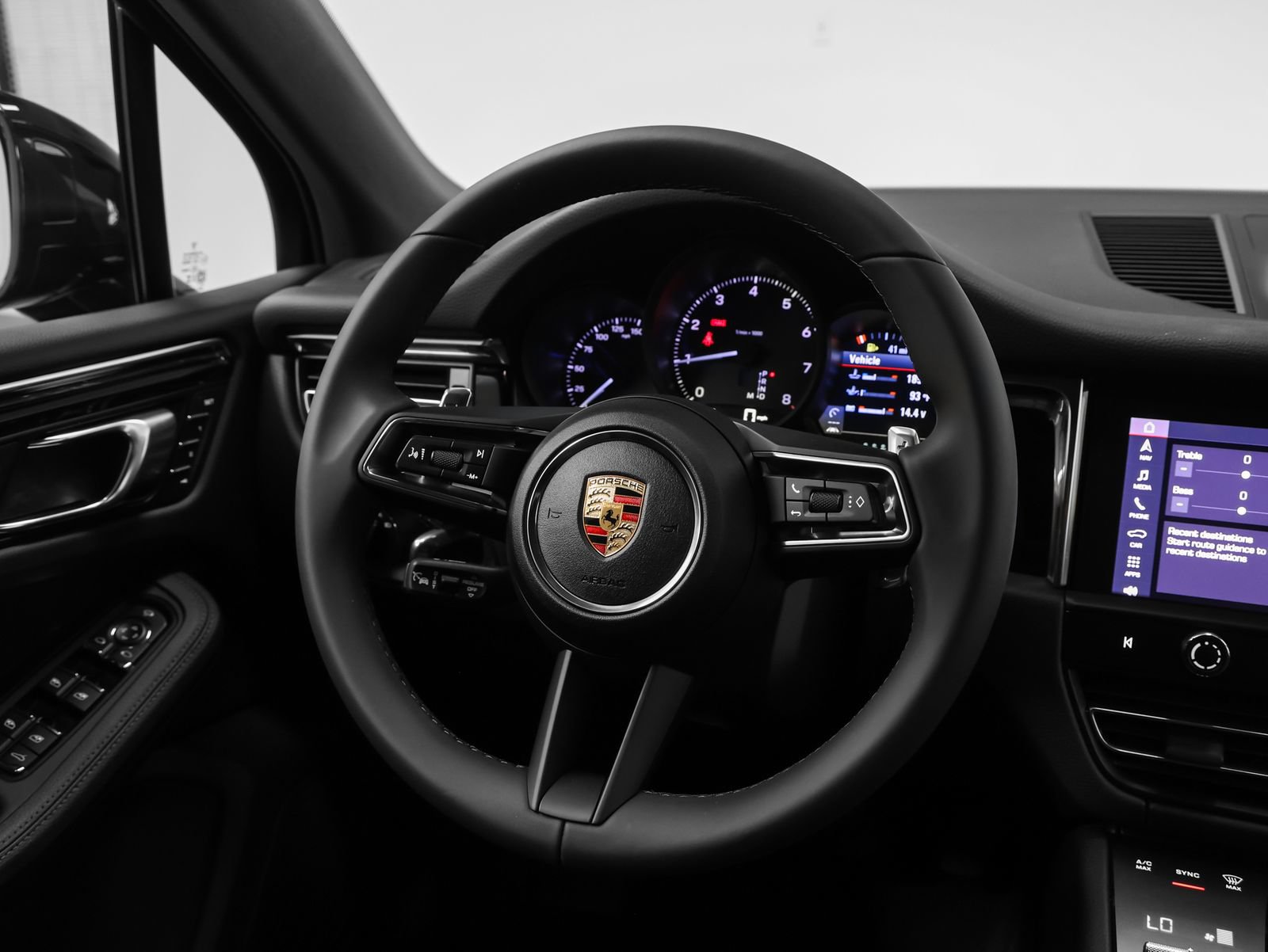 New 2026 Porsche Macan AWD/4WD image 29