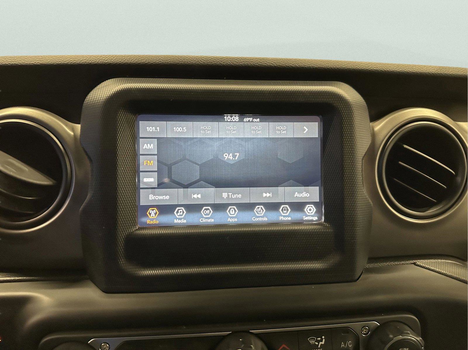 Used 2021 Jeep Gladiator Sport image 23