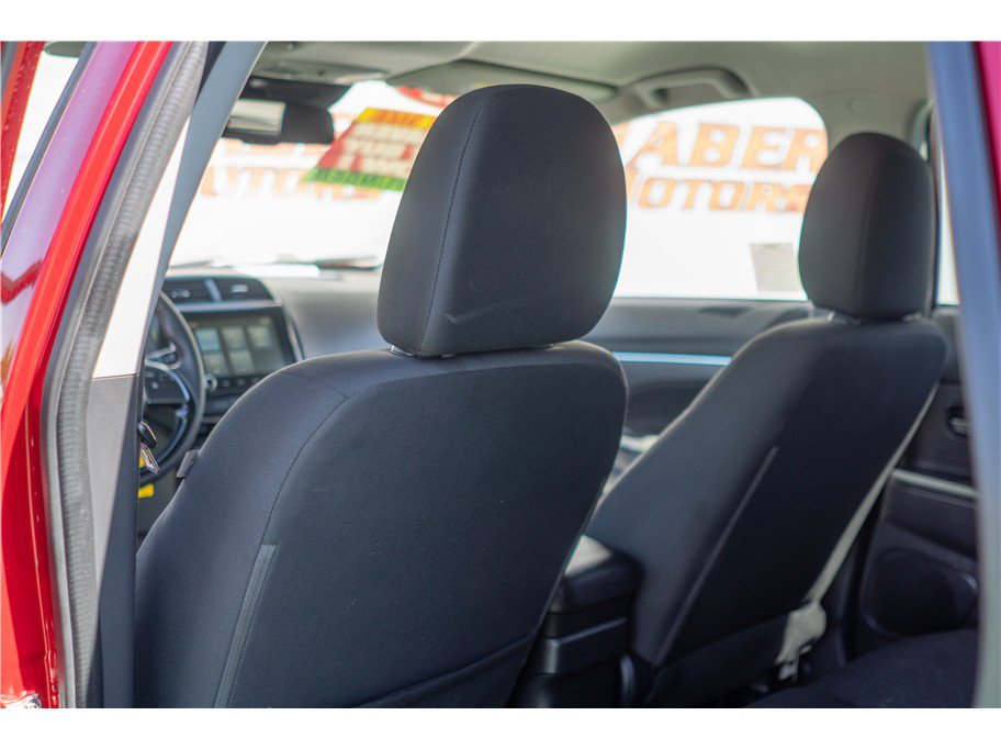 Used 2022 Mitsubishi Outlander Sport FWD image 14