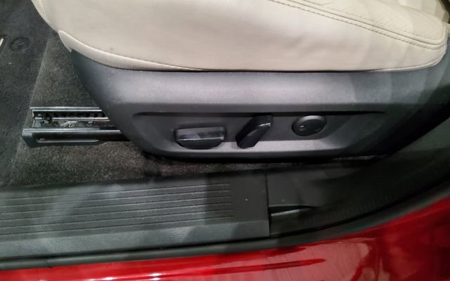 Used 2021 Nissan Rogue SL FWD image 23