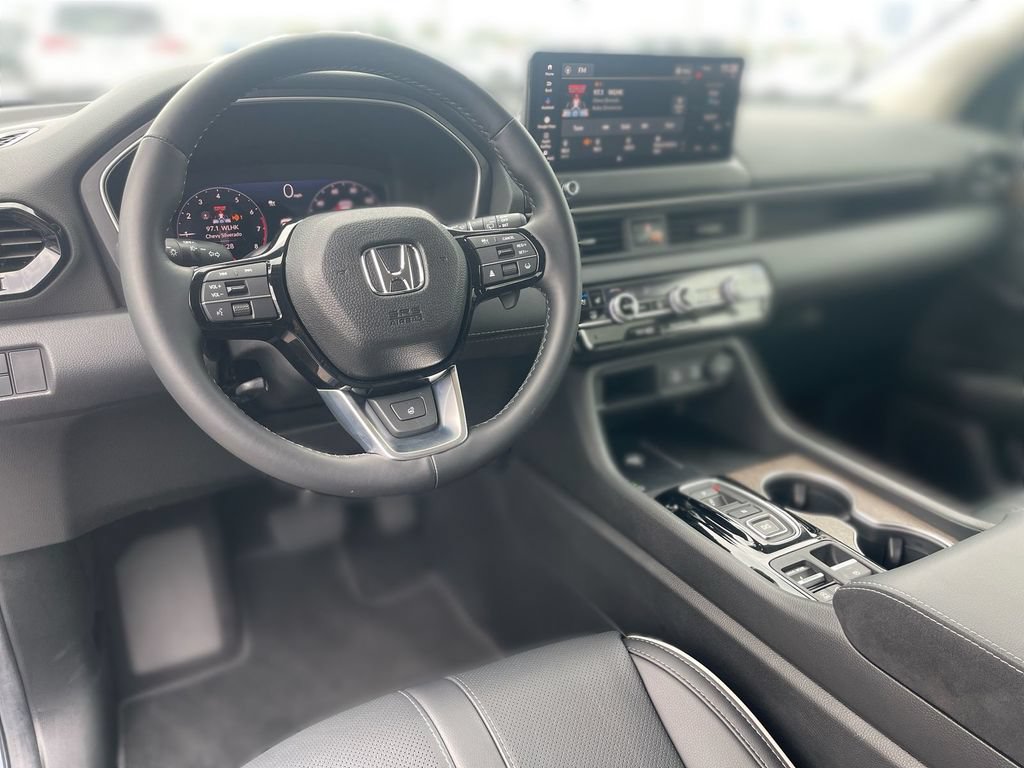 Used 2026 Honda Pilot Elite image 44