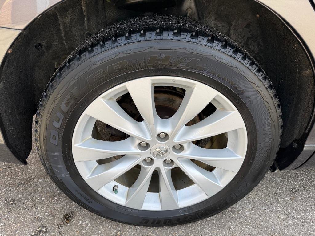 Used 2015 Toyota Venza XLE AWD/4WD image 7