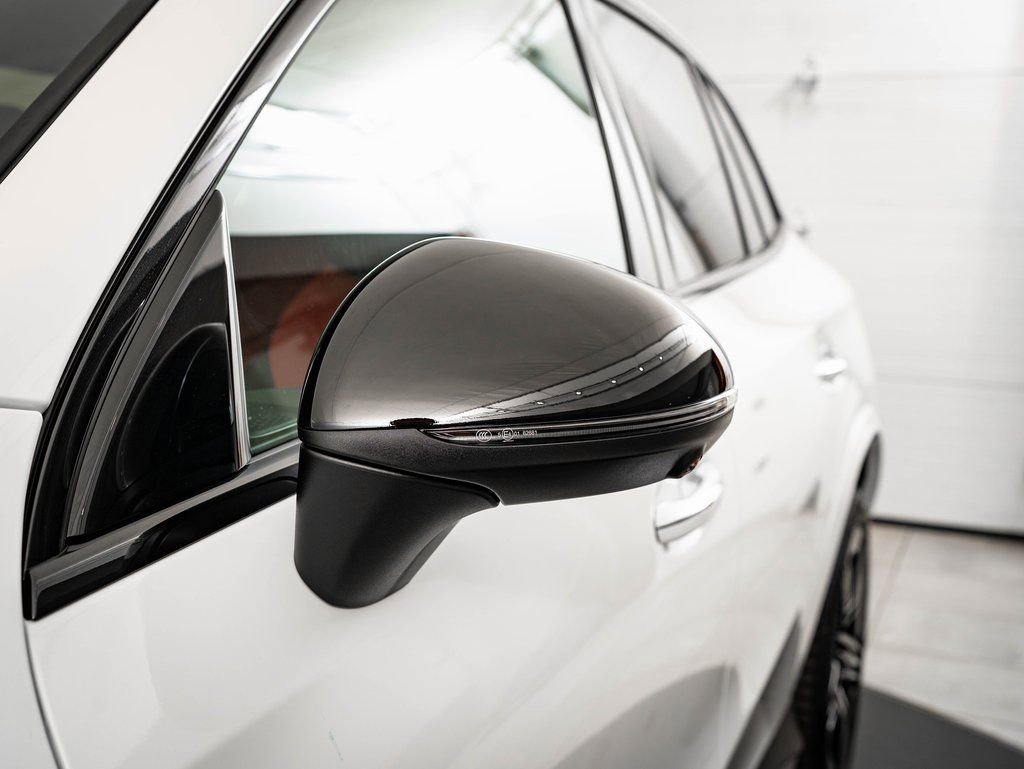 New 2026 Mercedes-Benz GLC 300 4MATIC image 15