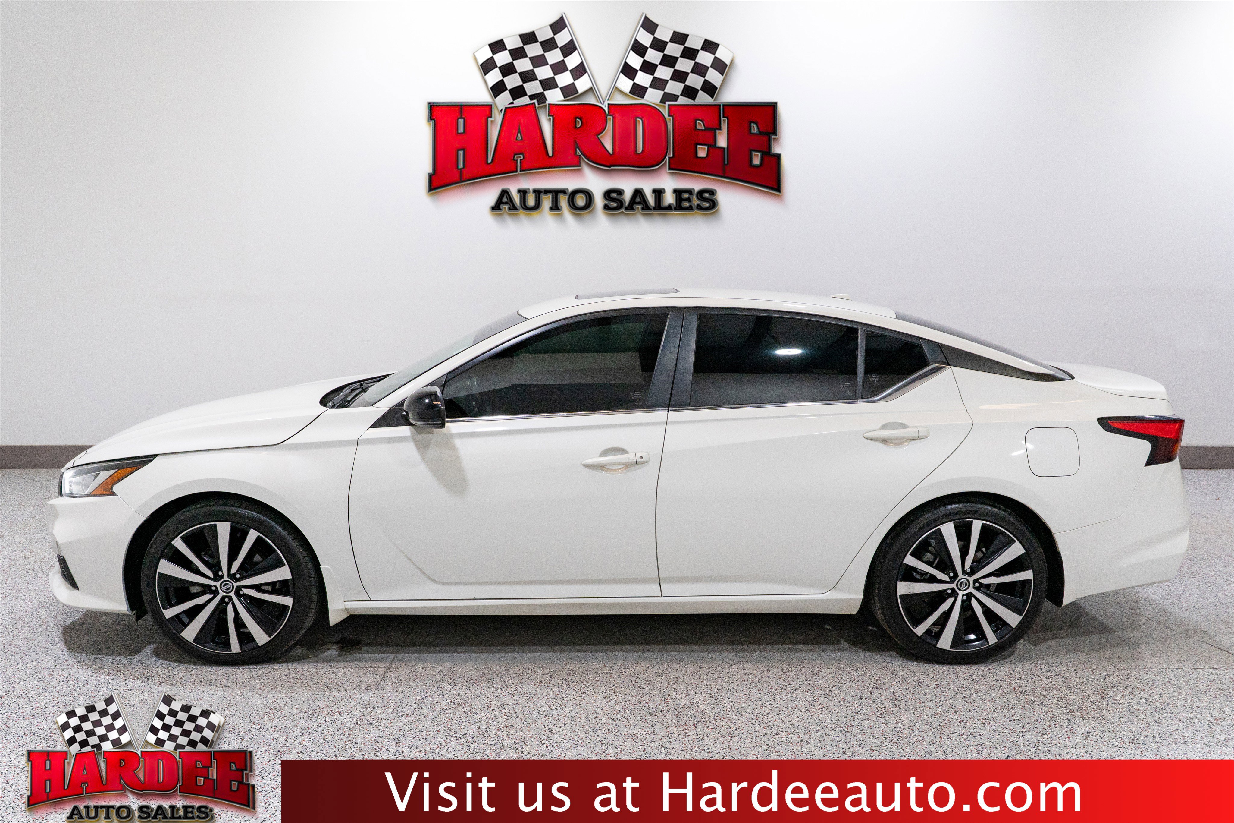 Used 2021 Nissan Altima 2.5 SR w/ SR Premium Package FWD 360° Tour