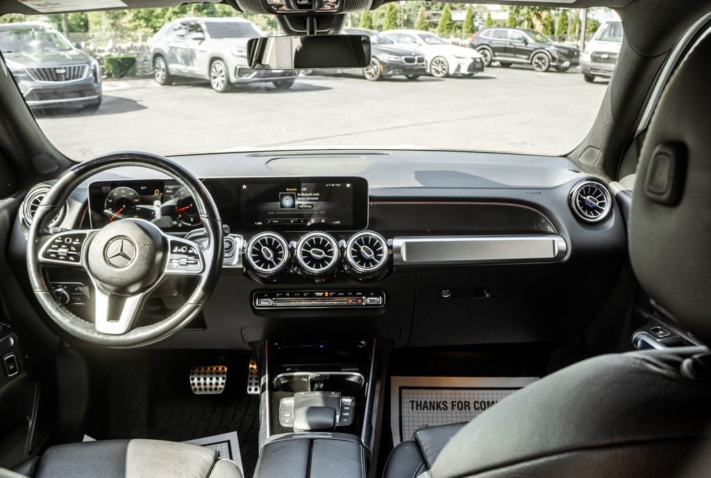 Used 2021 Mercedes-Benz GLB 250 4MATIC image 7