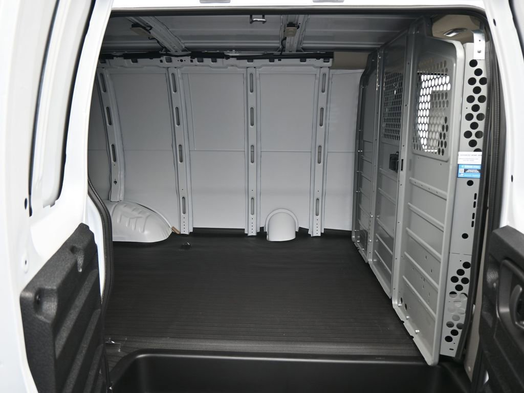 New 2025 Chevrolet Express 2500 w/ Driver Convenience Package image 37