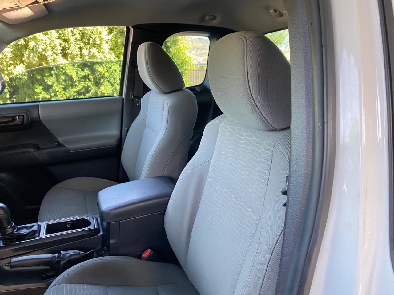 Used 2018 Toyota Tacoma SR RWD image 25