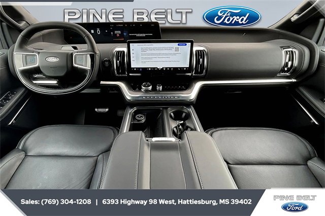 New 2025 Ford Expedition Platinum w/ Stealth Performance Package image 5