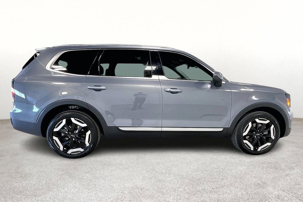 New 2025 Kia Telluride EX image 16