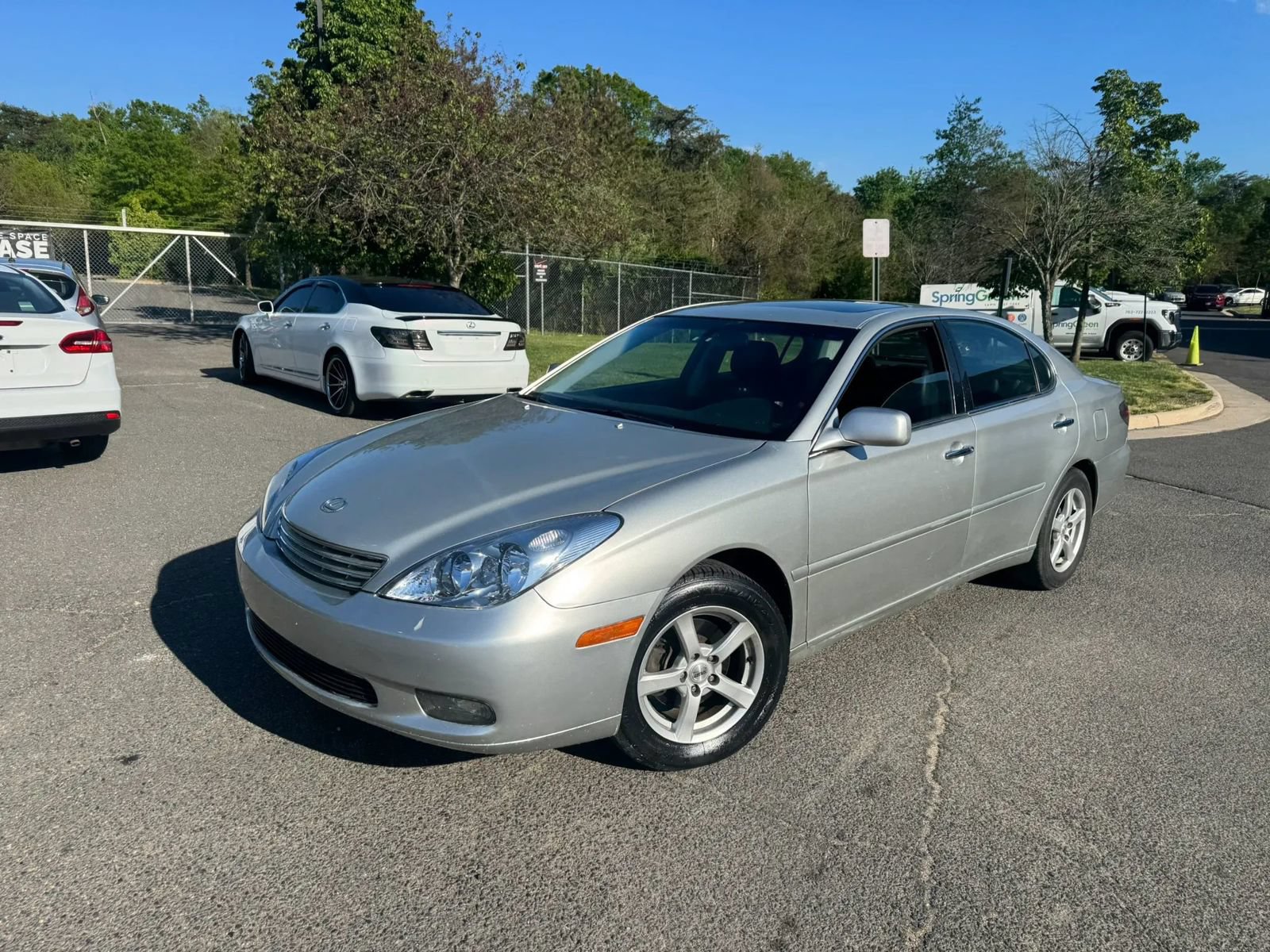 Used 2004 Lexus ES 330 w/ Premium Pkg FWD image 3