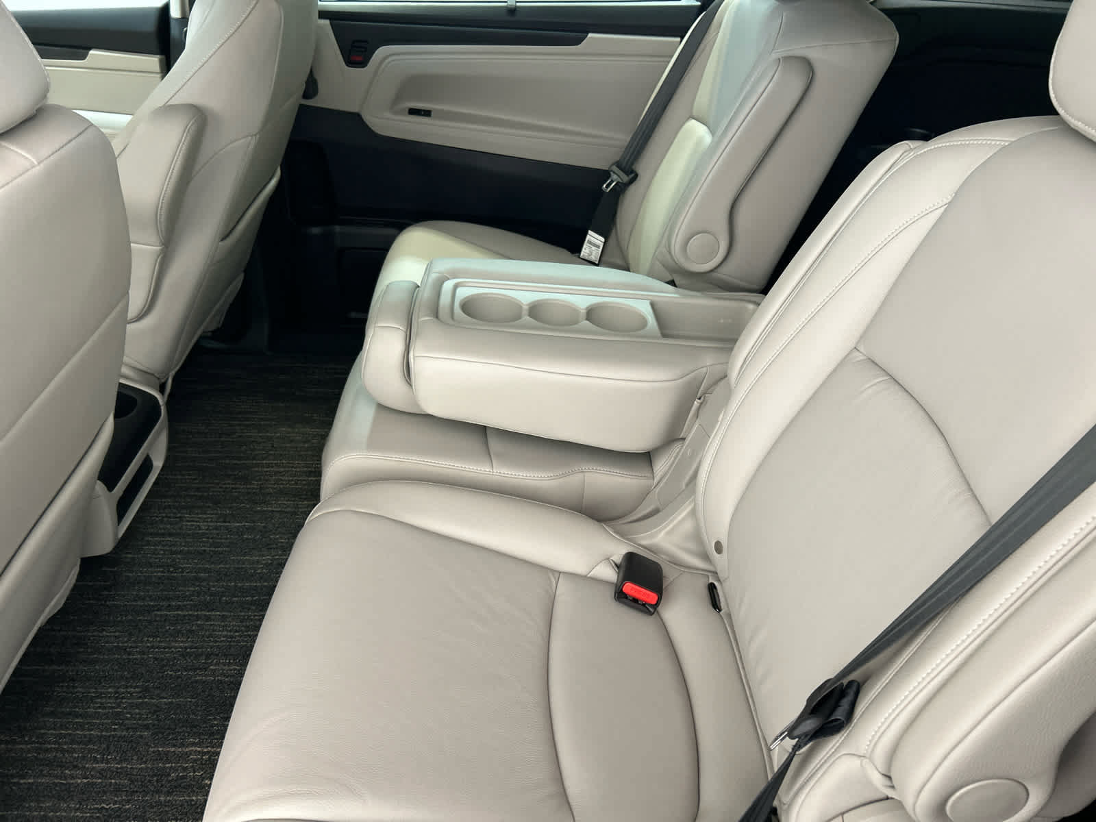 New 2026 Honda Odyssey EX-L image 5
