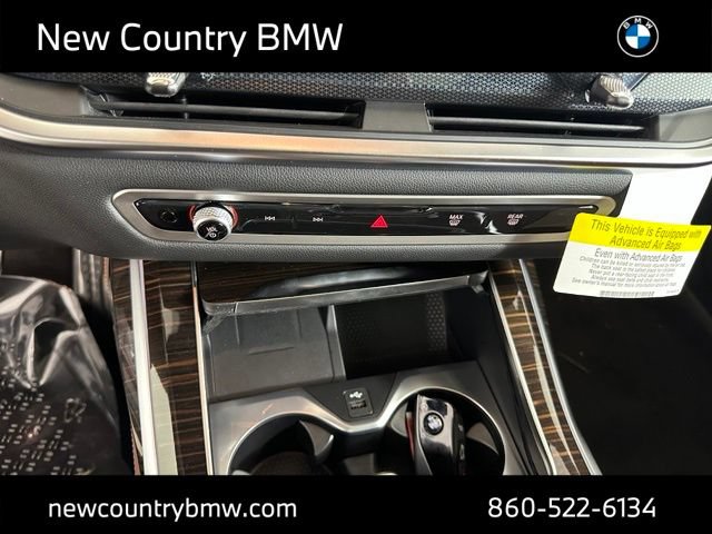 New 2027 BMW X7 xDrive40i w/ M Sport Package AWD/4WD image 17