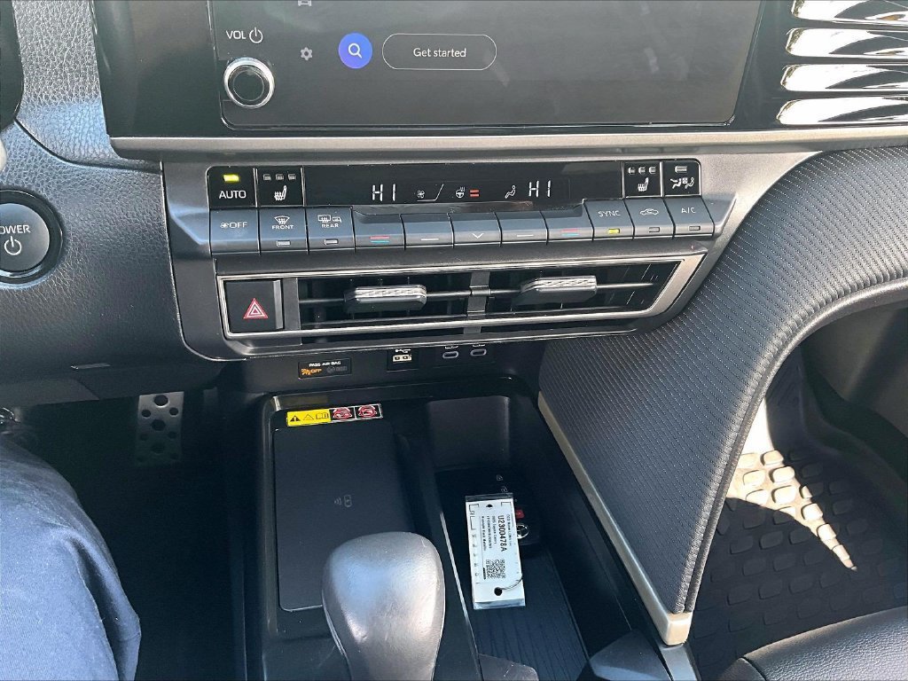 Used 2025 Toyota Camry SE w/ Convenience Package AWD/4WD image 26
