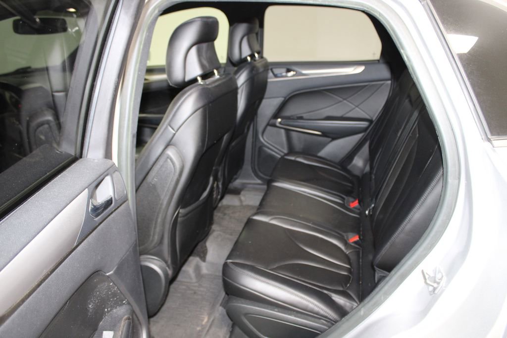 Used 2018 Lincoln MKC Premiere image 18
