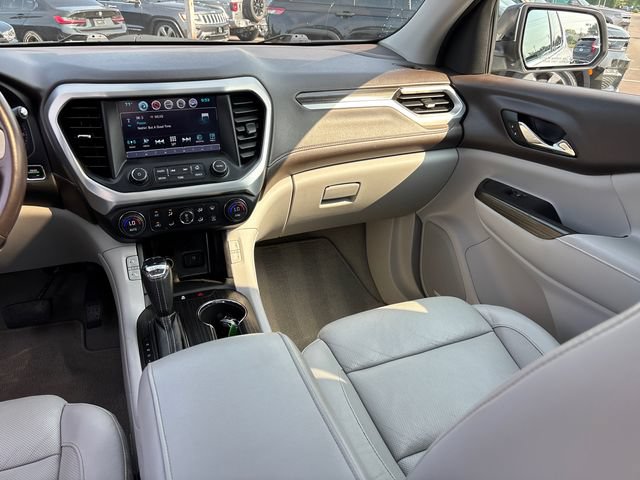 Used 2017 GMC Acadia SLT FWD image 13