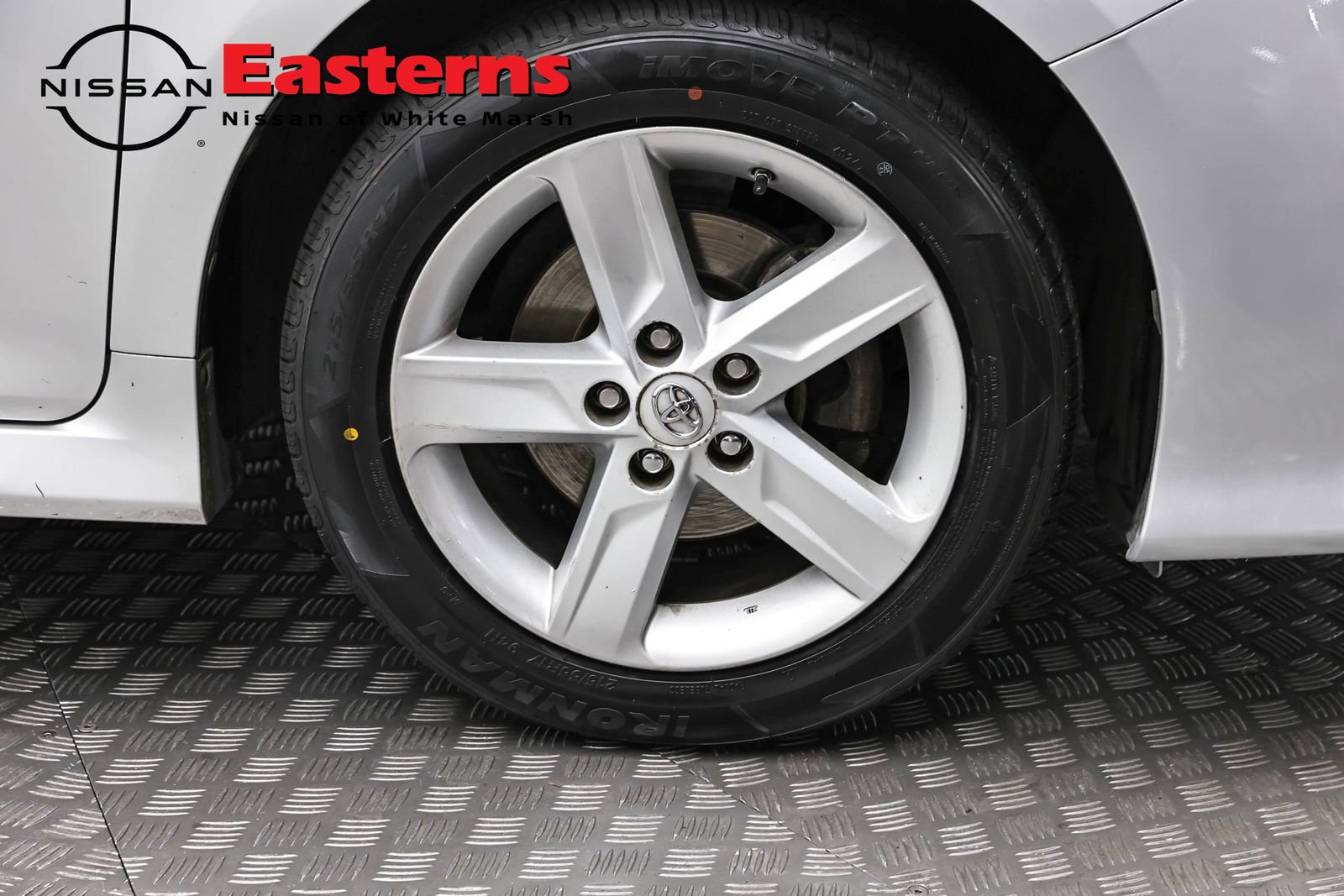 Used 2014 Toyota Camry SE FWD image 30