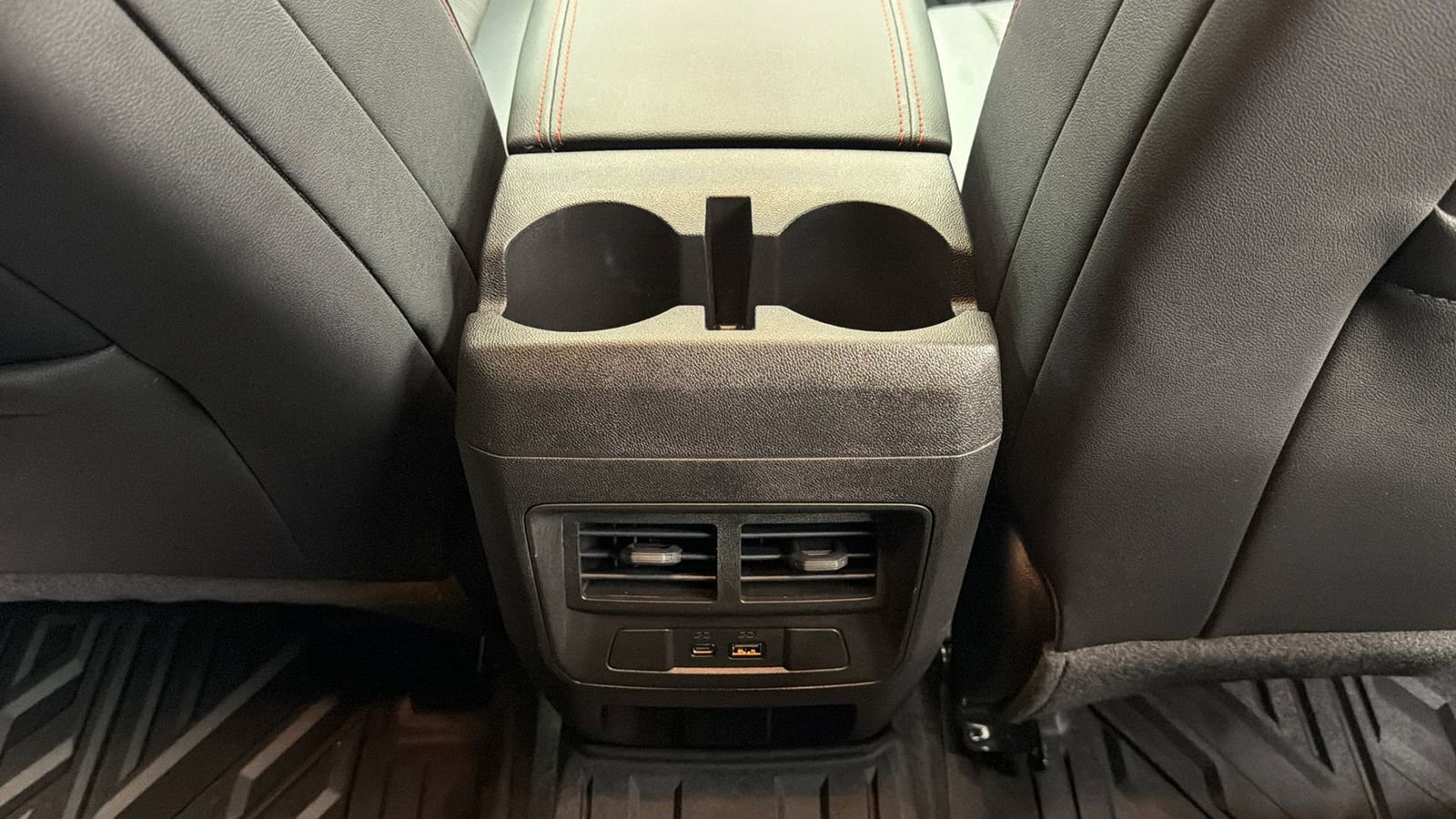 Used 2025 GMC Canyon AT4 w/ AT4X Package image 35