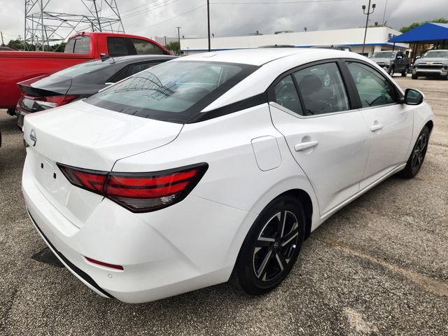 Used 2025 Nissan Sentra SV image 5