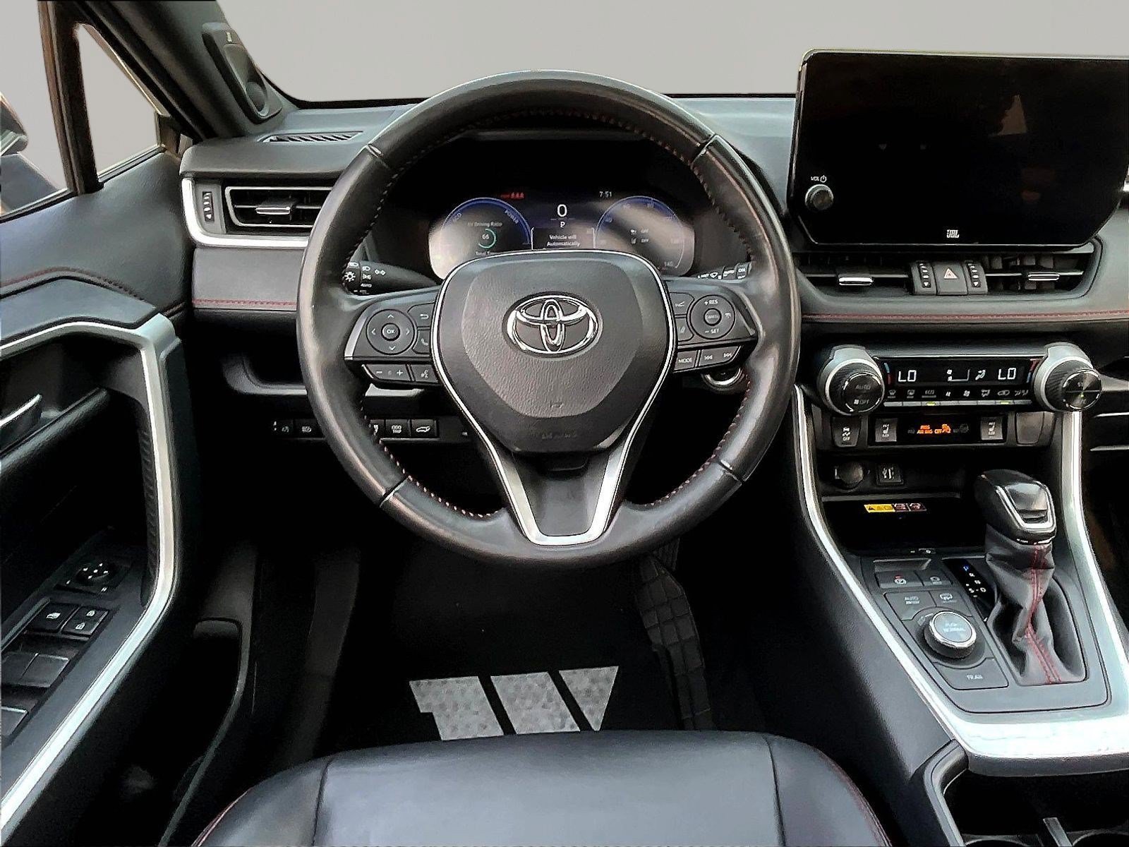 Used 2023 Toyota RAV4 XSE w/ Weather Package AWD/4WD image 8