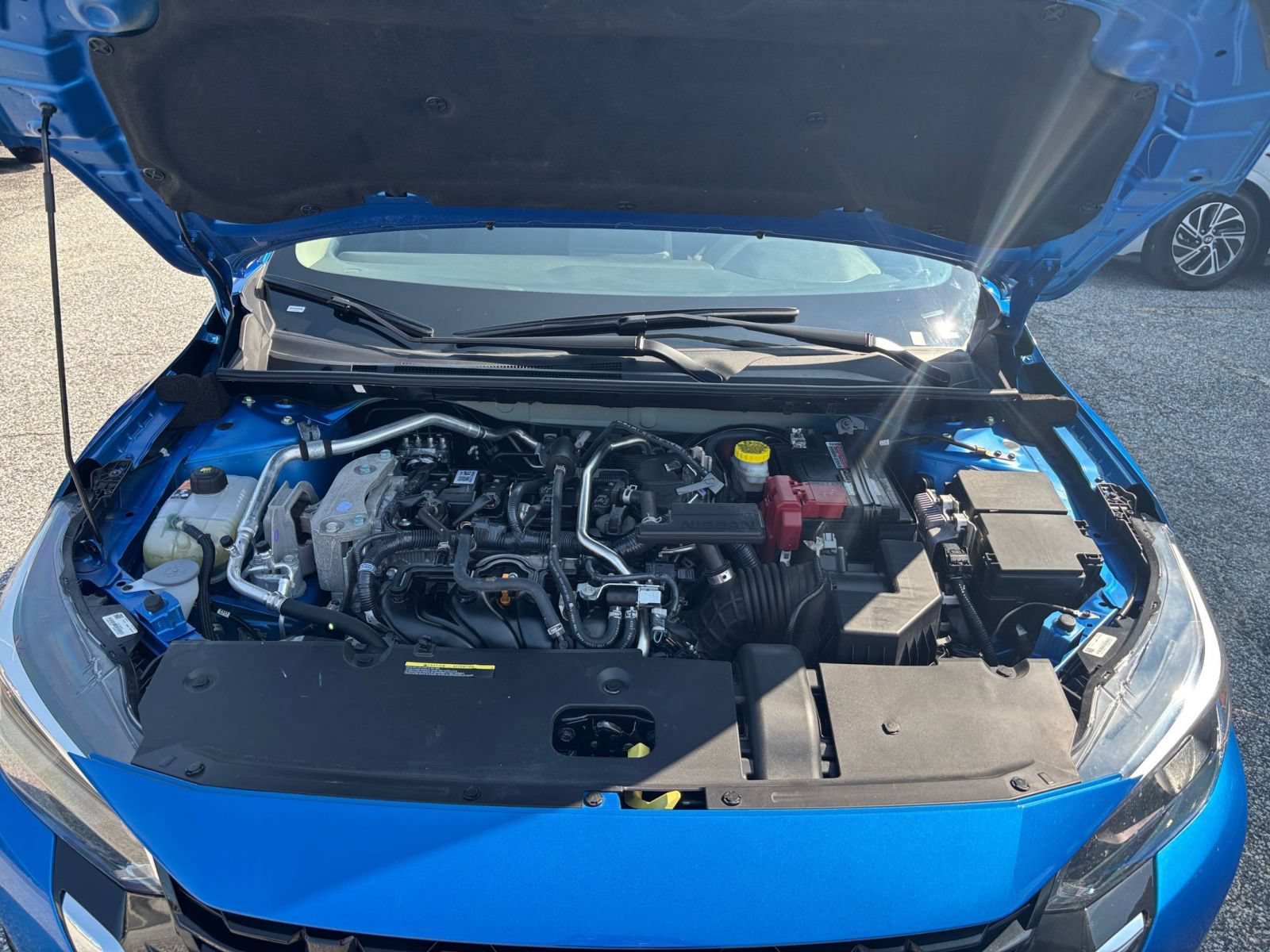 Used 2025 Nissan Sentra SV FWD image 30
