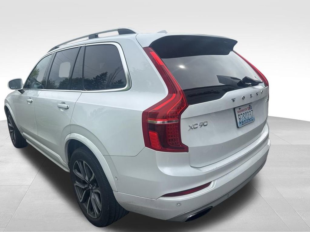 Used 2017 Volvo XC90 T6 Momentum AWD/4WD image 18