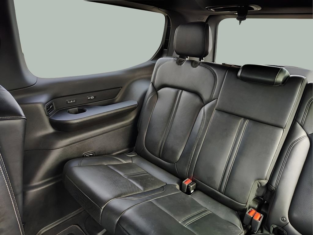 Used 2022 Jeep Wagoneer Series III w/ Flexible Seating Group AWD/4WD image 29