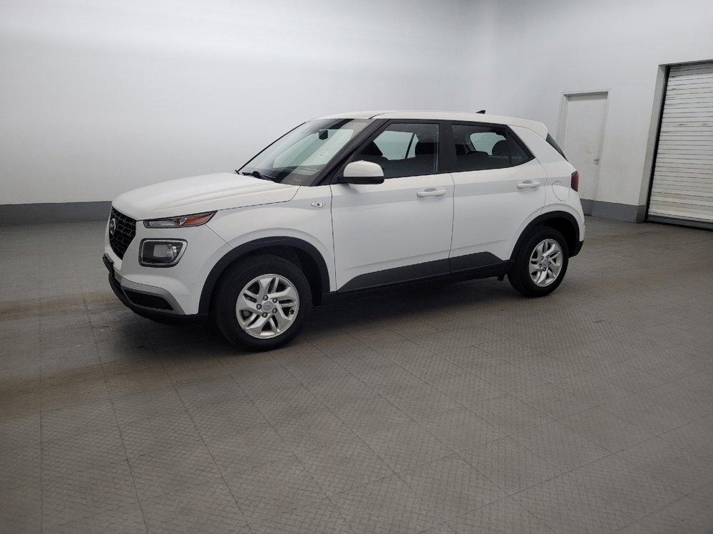 Used 2021 Hyundai Venue SE FWD image 2