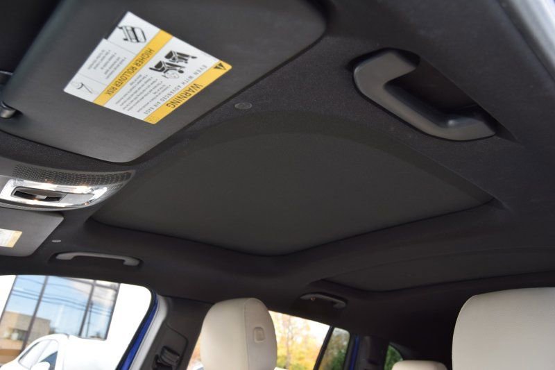 Used 2021 Mercedes-Benz GLB 250 4MATIC w/ Premium Package image 35